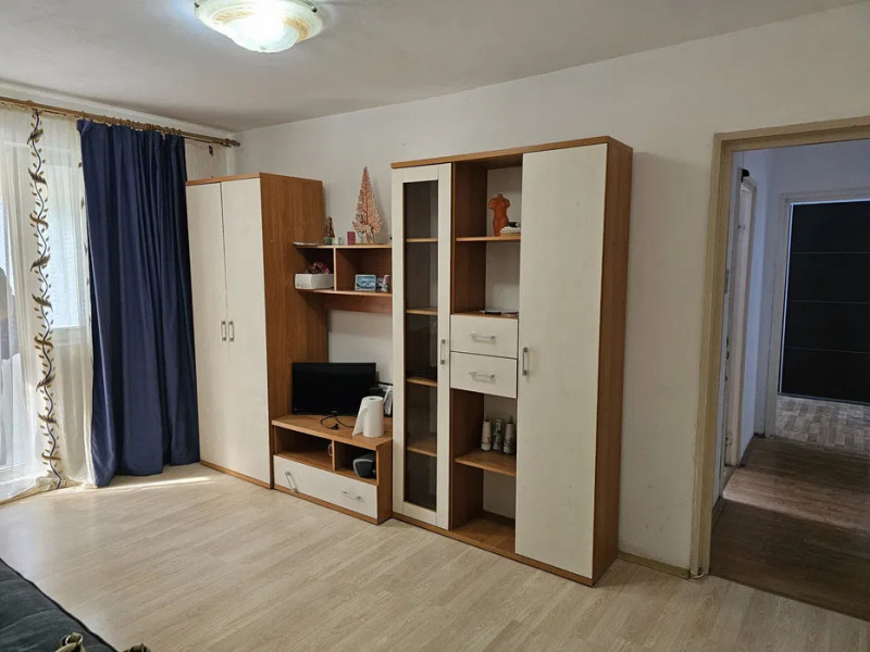 Apartament in zona Dacia