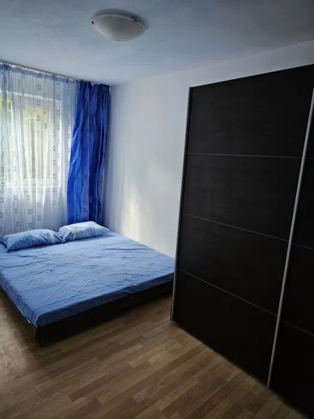 Apartament in zona Dacia