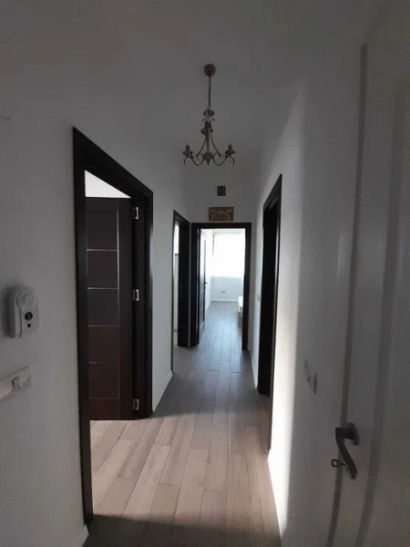 Apartament 2 camere zona Mircea cel Batran