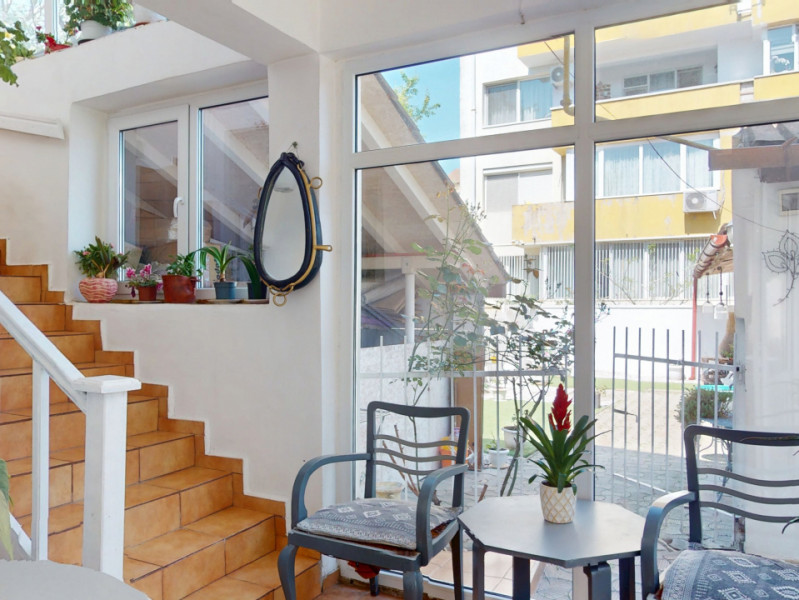 Casa 6 Camere & 1 Spatiu Comercial - Zona Lipovei - 0% Comision 