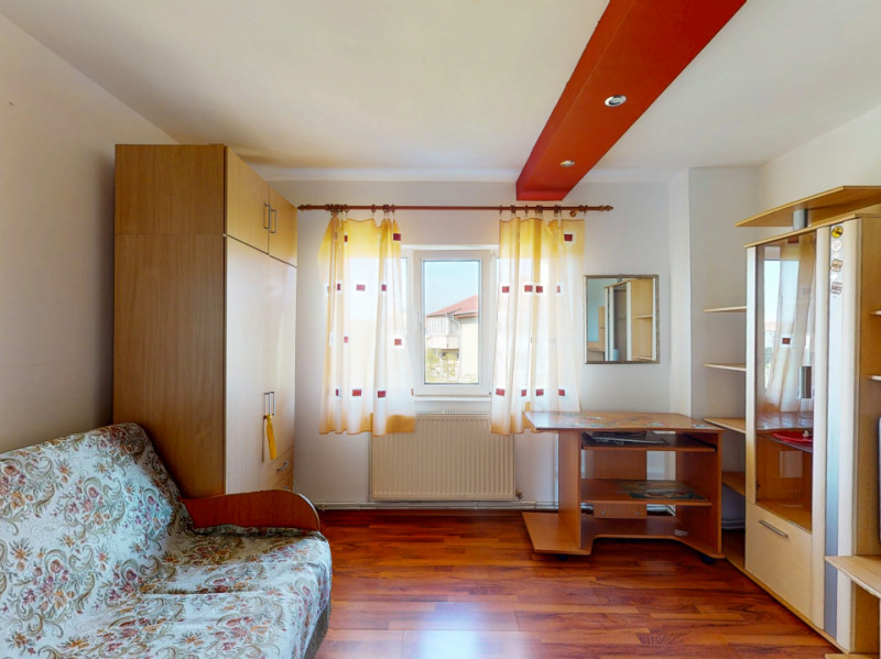 Apartament 3 Camere - Zona Lunei - 0% Comision 