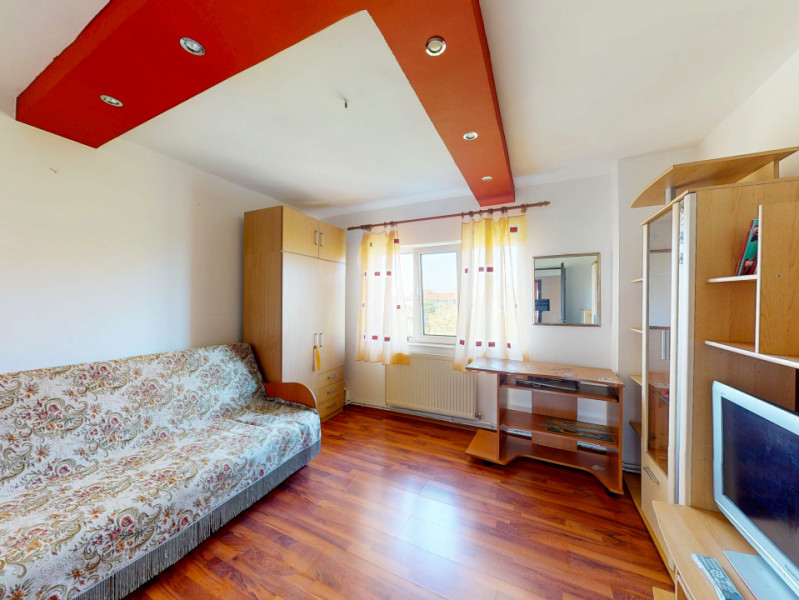 Apartament 3 Camere - Zona Lunei - 0% Comision 
