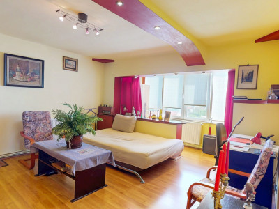 Apartament 3 Camere - Zona Lunei - 0% Comision 