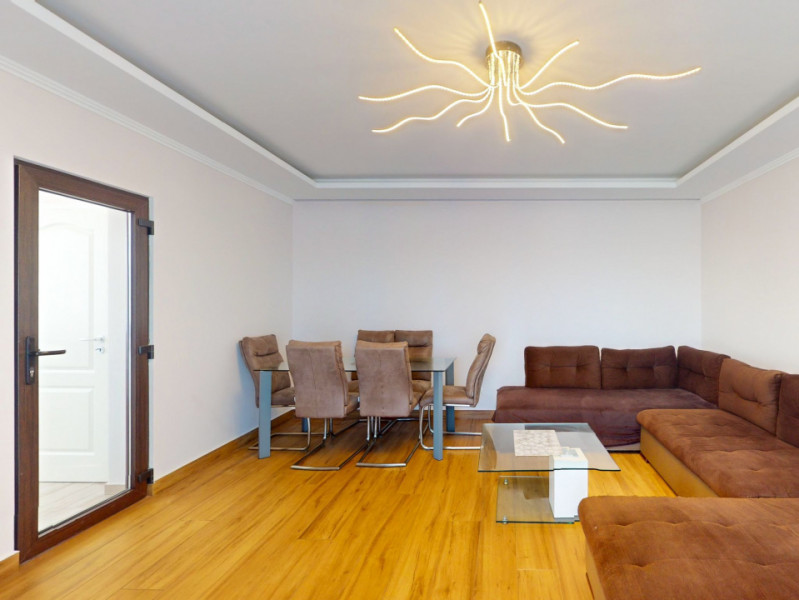 Închiriere penthouse 3 camere – Dumbrăvița, str. Veneția nr. 1