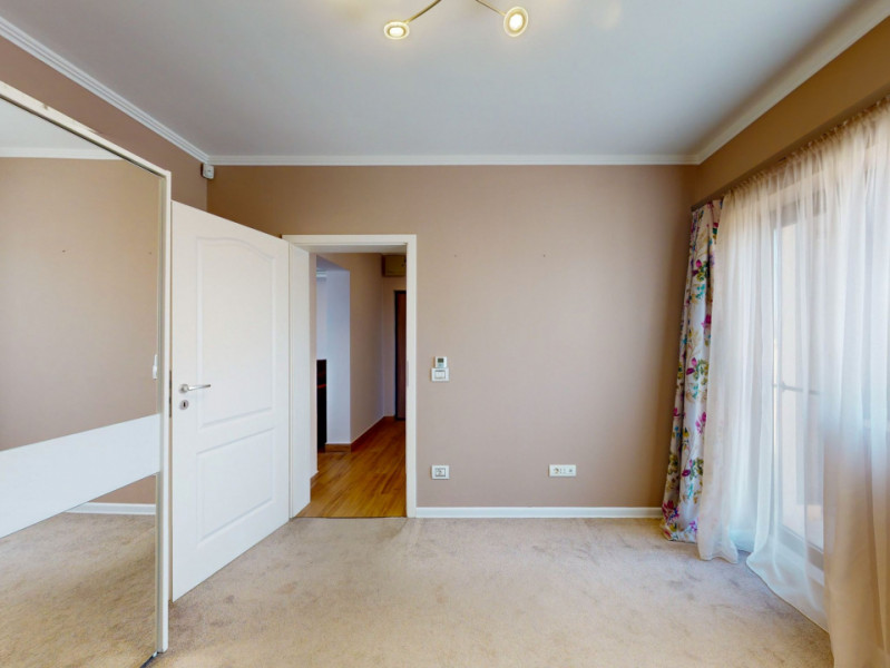 Închiriere penthouse 3 camere – Dumbrăvița, str. Veneția nr. 1