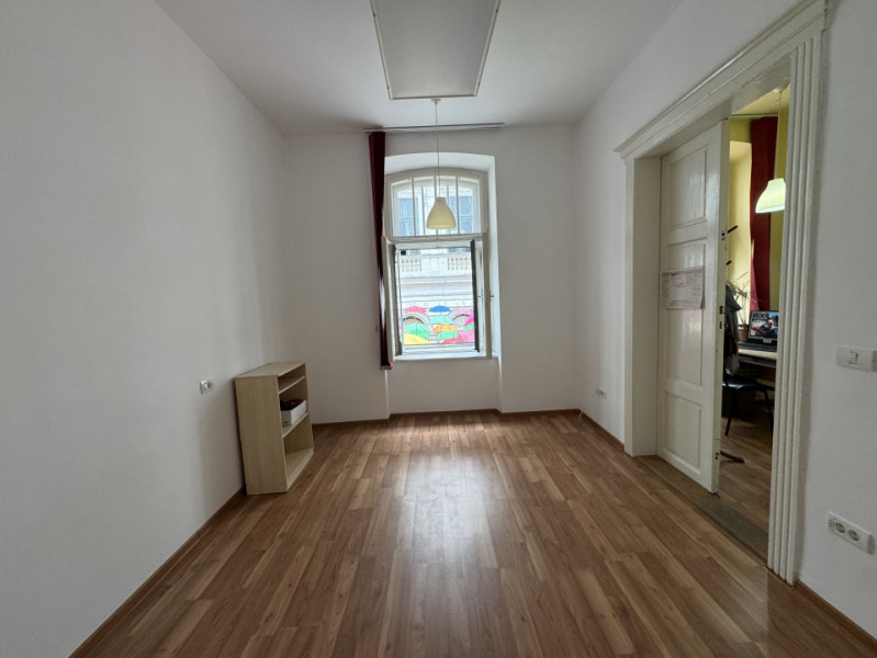 Închiriere cameră 14,30 mp – ultracentral, str. Alba Iulia, etaj 1