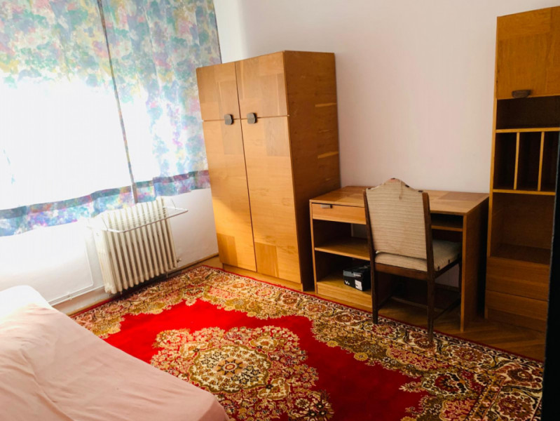 Simion Barnutiu,3 camere, centrala proprie, 0% Comision