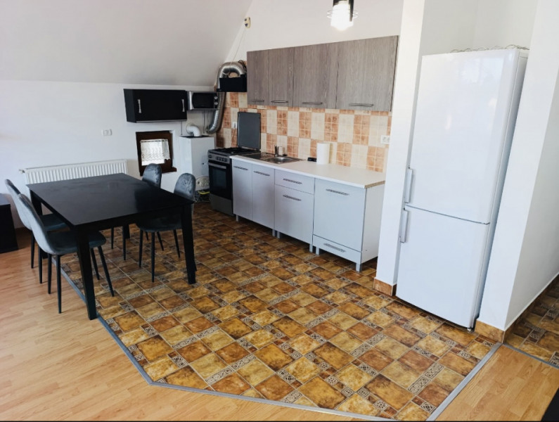 Apartament cu 2 camere de închiriat, Dumbrăvița, str. Soarelui, decomandat