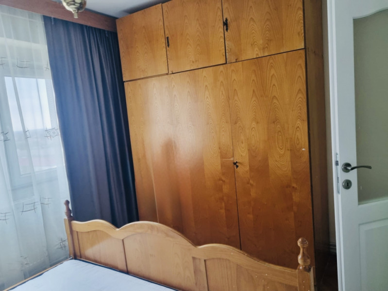 Închiriez apartament 3 camere, decomandat, Zona Dacia, str. Timiș, Timișoara