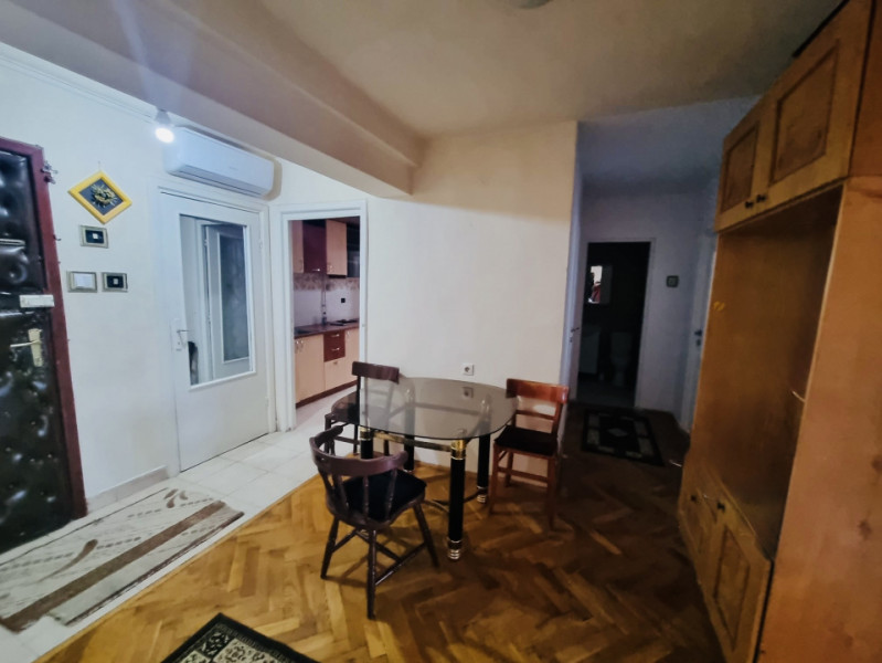 Închiriez apartament 3 camere, decomandat, Zona Dacia, str. Timiș, Timișoara