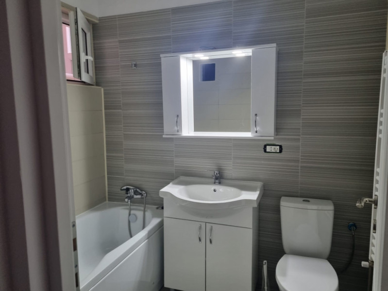 Închiriez apartament 3 camere, decomandat, Zona Dacia, str. Timiș, Timișoara