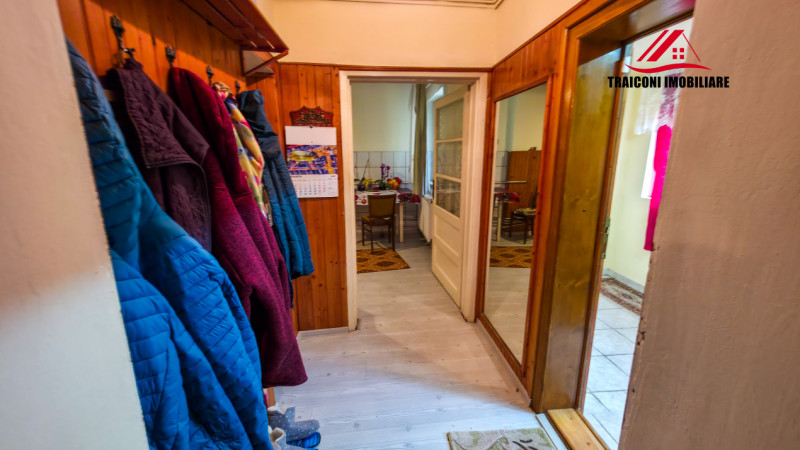 Casă individuală 2 camere zona Girocului teren 358 mp 0% comision