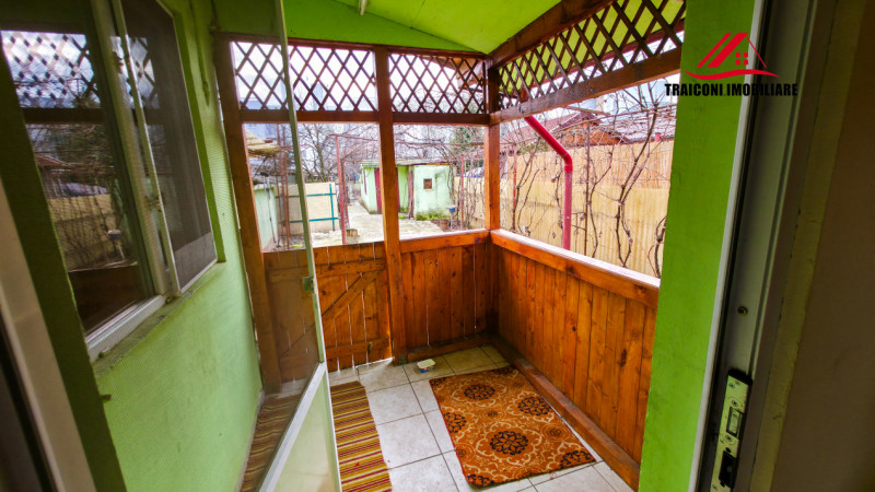 Casă individuală 2 camere zona Girocului teren 358 mp 0% comision