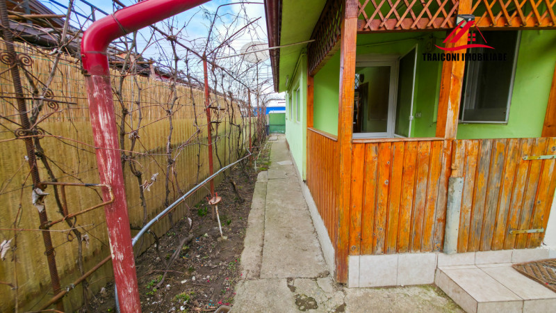 Casă individuală 2 camere zona Girocului teren 358 mp 0% comision