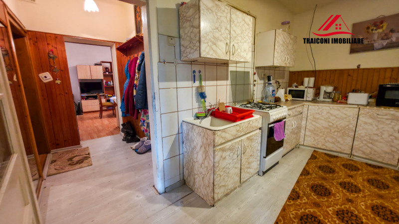 Casă individuală 2 camere zona Girocului teren 358 mp 0% comision