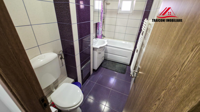 Dambovita, 3 camere, decomandat, bloc izolat, 2 parcări, 0% comision