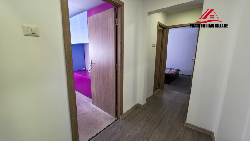 Dambovita, 3 camere, decomandat, bloc izolat, 2 parcări, 0% comision