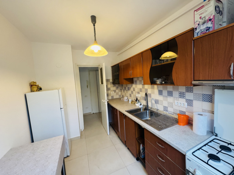 Apartament cu 3 camere, zona Centrală, Vasile Lucaci, 0% Comision