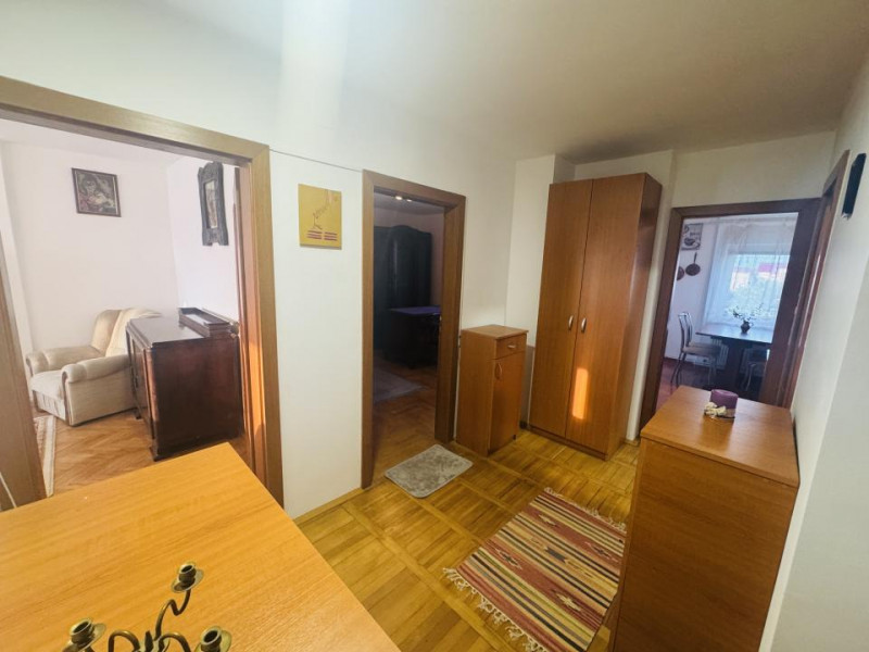 Apartament 2 camere de închiriat Girocului, 53 mp, centrală proprie, 0% comision
