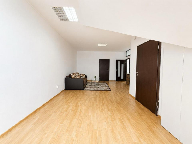Apartament 2 camere Moșnița Nouă 66 mp curte comună 0% comision