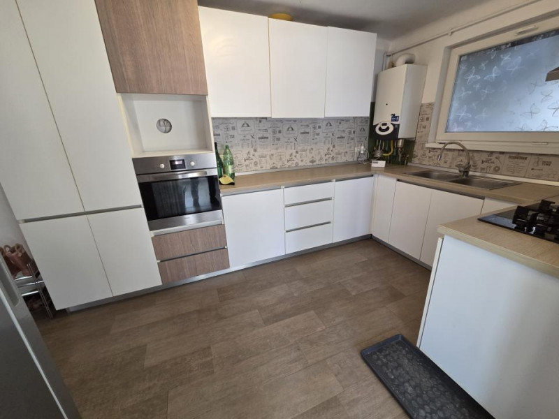 Casa 75mp, 100mp teren, , zona Plopi,comision 0%!