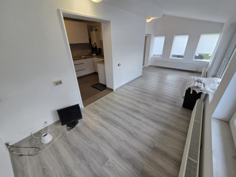 Casa 75mp, 100mp teren, , zona Plopi,comision 0%!