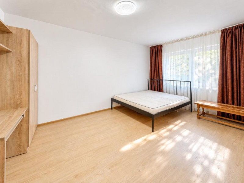 Garsonieră de vânzare, Str. Lunei nr. 49, aproape de Complexul Studențesc