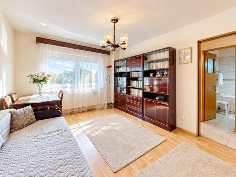 Apartament de vânzare, mobilat și utilat – zona Soarelui, lângă Parcul Pădurice