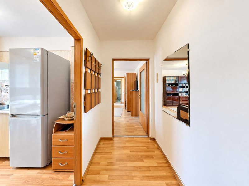 Apartament de vânzare, mobilat și utilat – zona Soarelui, lângă Parcul Pădurice