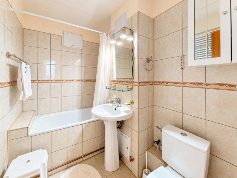 Apartament de vânzare, mobilat și utilat – zona Soarelui, lângă Parcul Pădurice