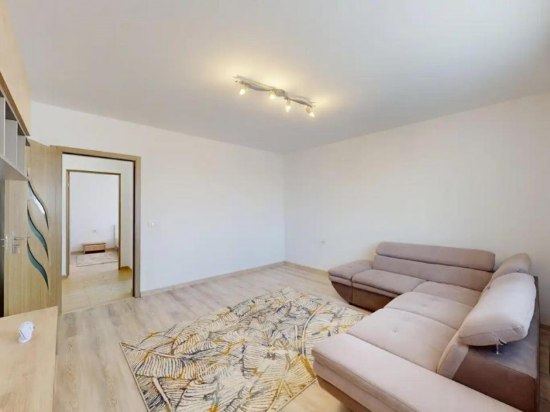 Apartament 2 camere de vânzare, mobilat și utilat, cu parcare privată
