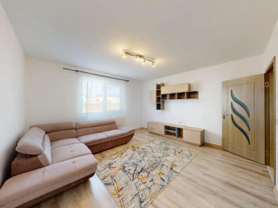 Apartament 2 camere de vânzare, mobilat și utilat, cu parcare privată