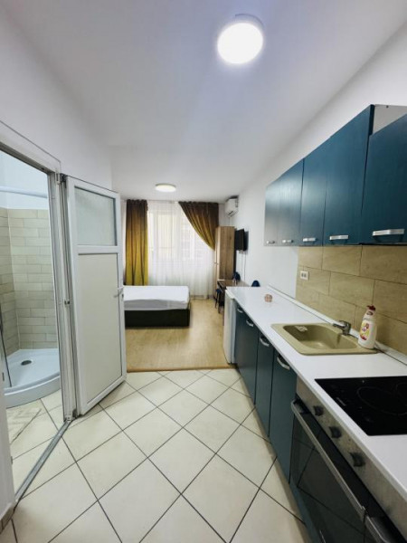 Garsonieră în zona Lipovei, et 1, centrală termică