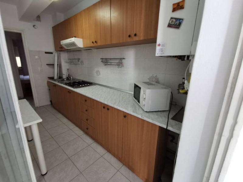 Apartament in Centrul Timisoarei, Piata Operei, vedere spere Caterdrala