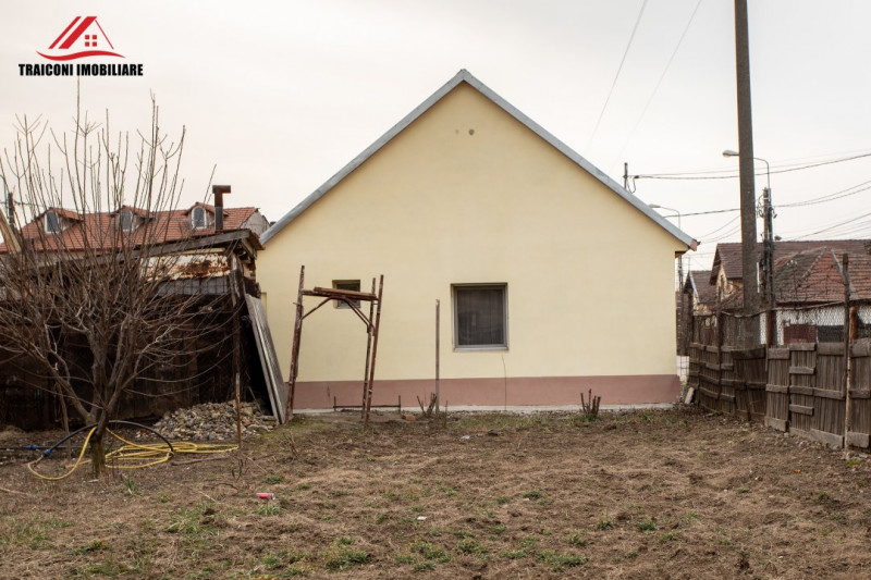 Casă cu teren 719 mp, la preț de apartament. 0% comision