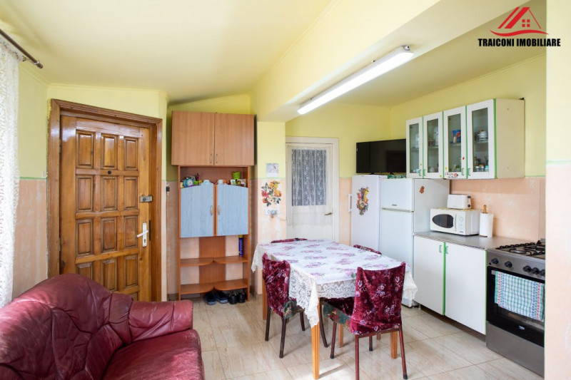 Casă cu teren 719 mp, la preț de apartament. 0% comision