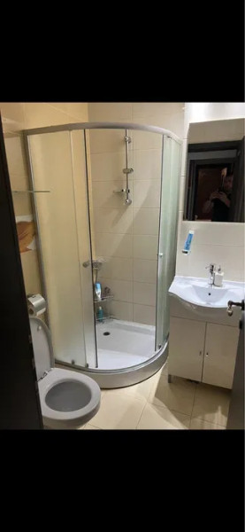 Apartament in zona Dambovita