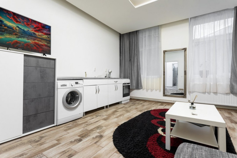 Apartament in Piata Unirii, parter, 0% COMISION