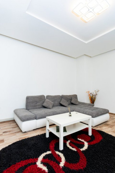 Apartament in Piata Unirii, parter, 0% COMISION