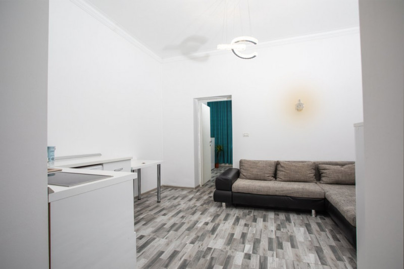 Apartament in Piata Unirii, parter, 0% COMISION