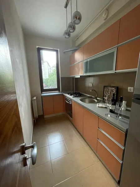 Apartament in zona Complexul Studentesc, strada Stefan cel Mare