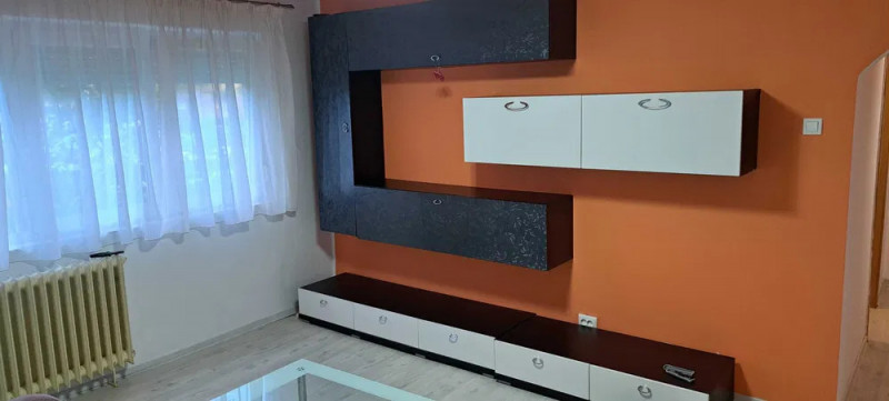 Apartament in zona Stadion 